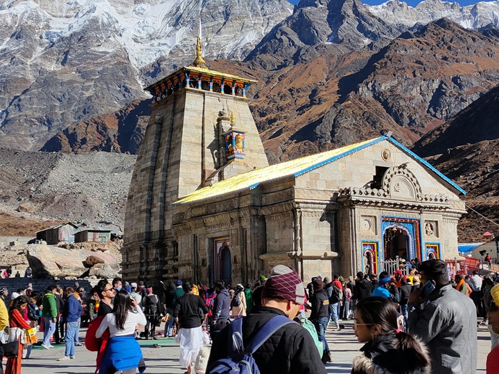 Badrinath Temple Char Dham Yatra Helicopter
